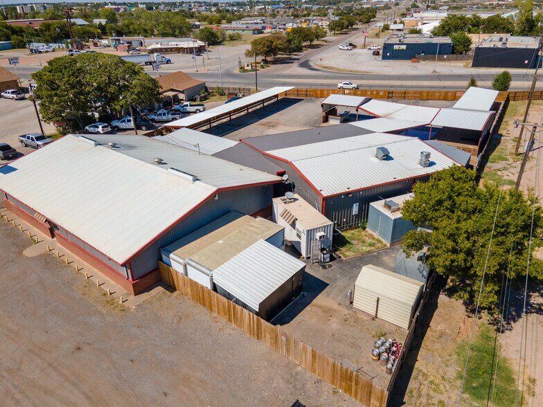 More Photos Of 1402 Old Iowa Park, Wichita Falls Specialty For Lease