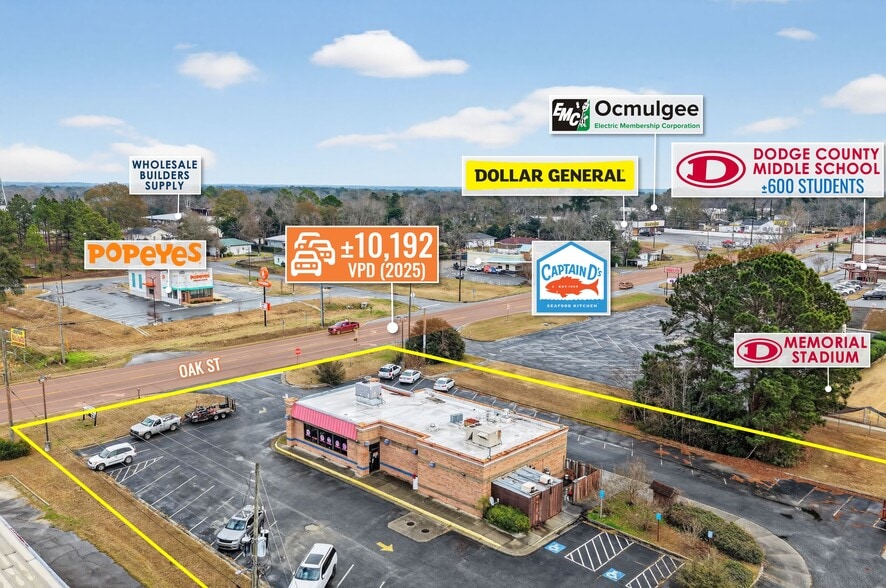 More Photos Of 6121 Oak St, Eastman Restaurant For Sale