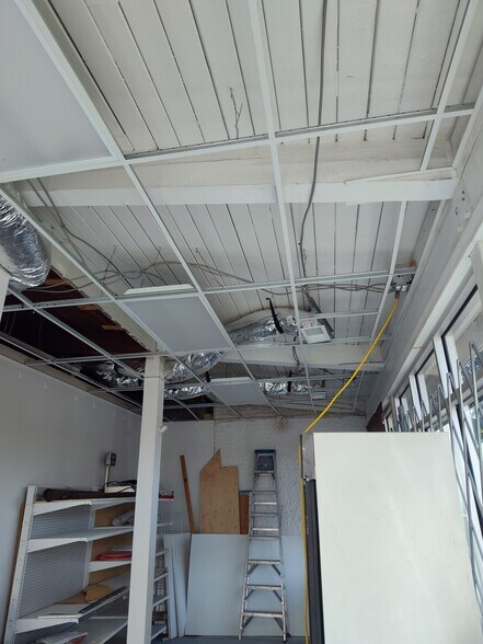 More Photos Of 6825 Richmond Hwy, Alexandria Freestanding For Sale