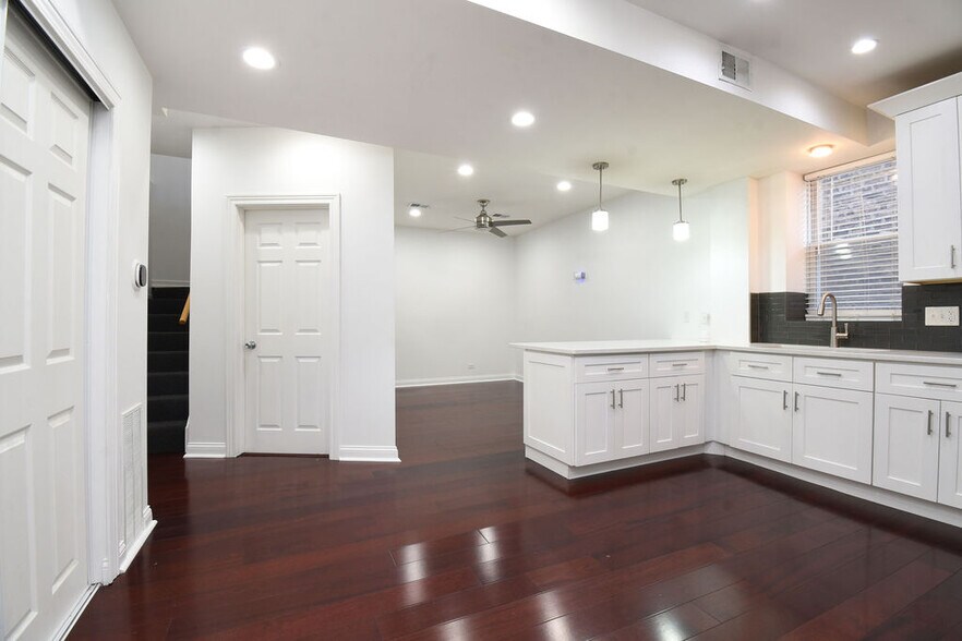 More Photos Of 1828 S Peoria St, Chicago Multifamily For Sale