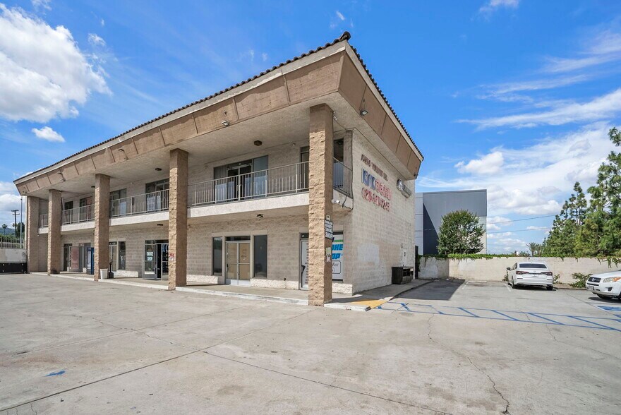 More Photos Of 19254 E Walnut Dr N, Rowland Heights Office For Sale