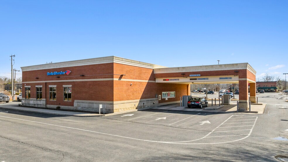 More Photos Of 1045 Kennedy Rd, Windsor Bank For Sale