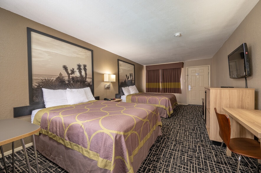 More Photos Of 11217 Ih 37, Corpus Christi Hotel For Sale