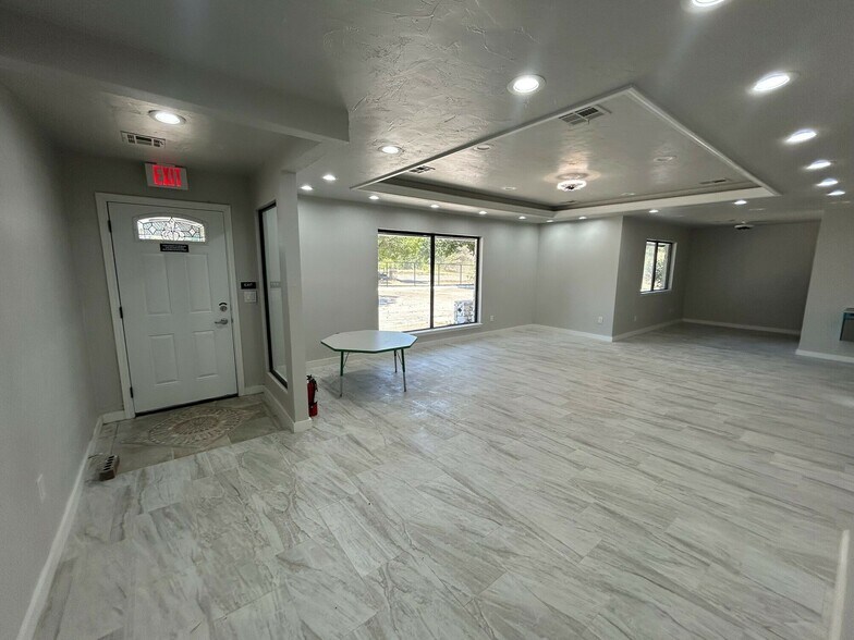 More Photos Of 828 SW 66th St, Oklahoma City Medical For Sale