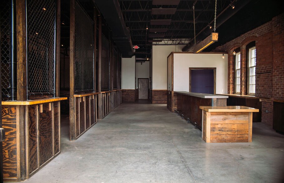 More Photos Of 68 Tonawanda St, Buffalo Apartments For Lease