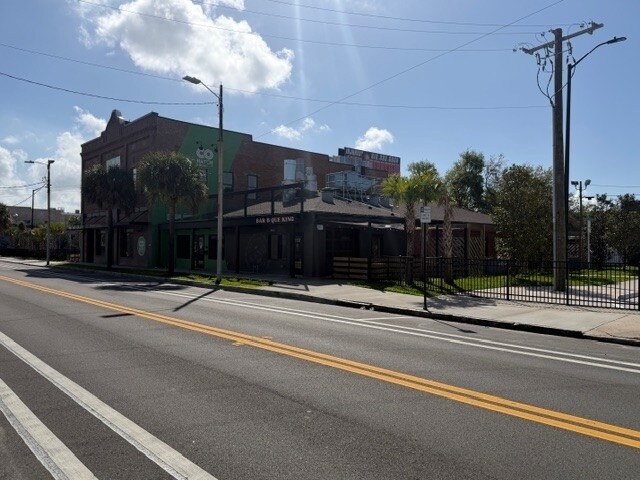More Photos Of 2132 W Main St, Tampa Office For Sale