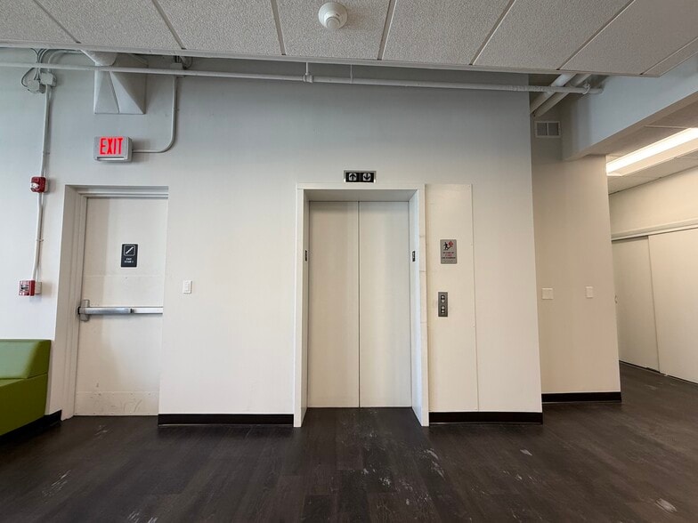 More Photos Of 554 Main St, Worcester Office For Lease