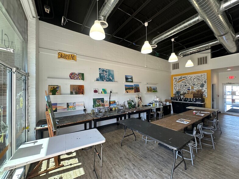 More Photos Of 22715 Washington St, Leonardtown Office For Lease