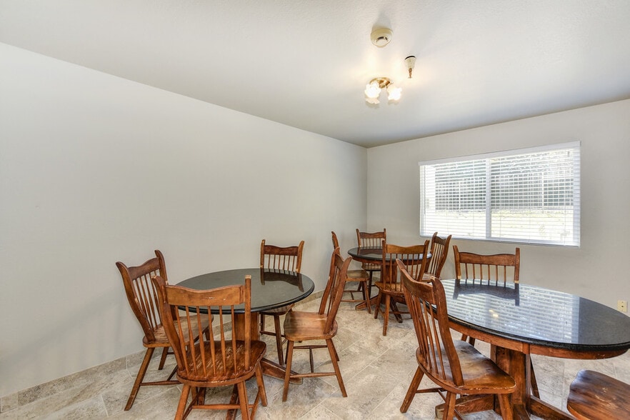 More Photos Of 7710 Sunset Ave, Fair Oaks Assisted Living For Sale