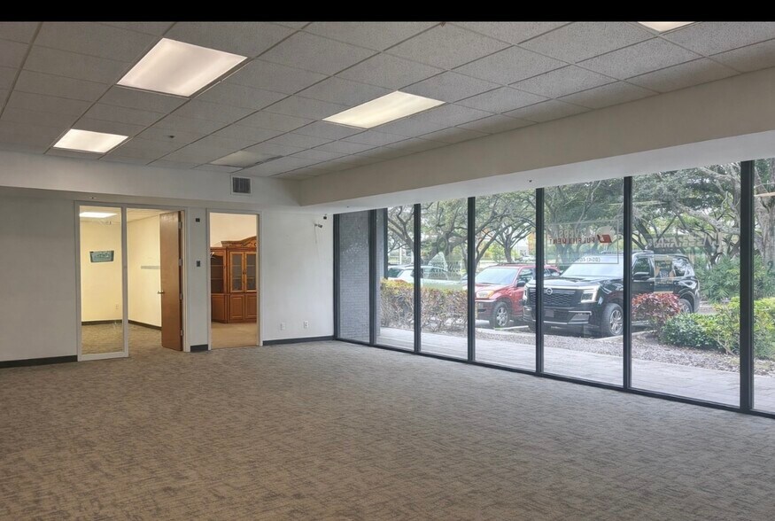 More Photos Of 6000 Park of Commerce Blvd, Boca Raton Distribution For Lease