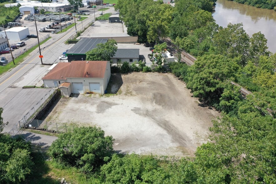 More Photos Of 2162 McKinley Ave, Columbus Warehouse For Sale