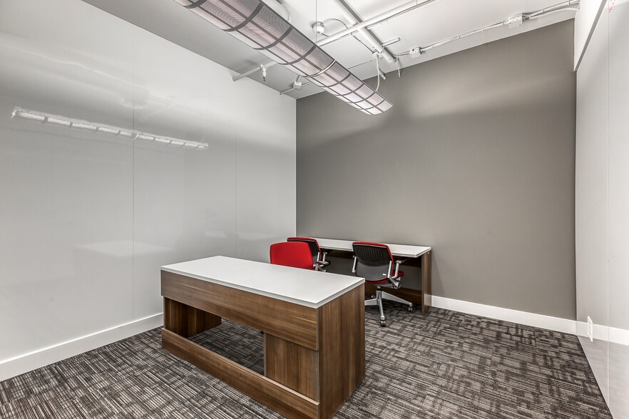 More Photos Of 718 8th Ave SW, Calgary Office For Sale