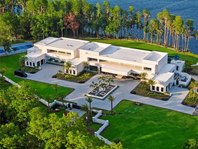 More Photos Of 18725 Jiretz Rd, Odessa Flex For Sale