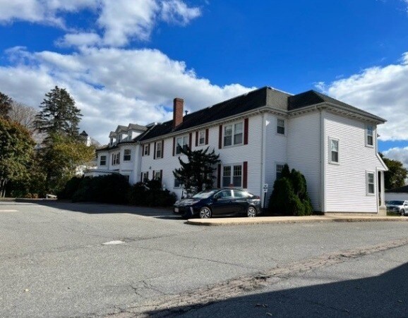 More Photos Of 24 Common St, Wrentham Medical For Lease