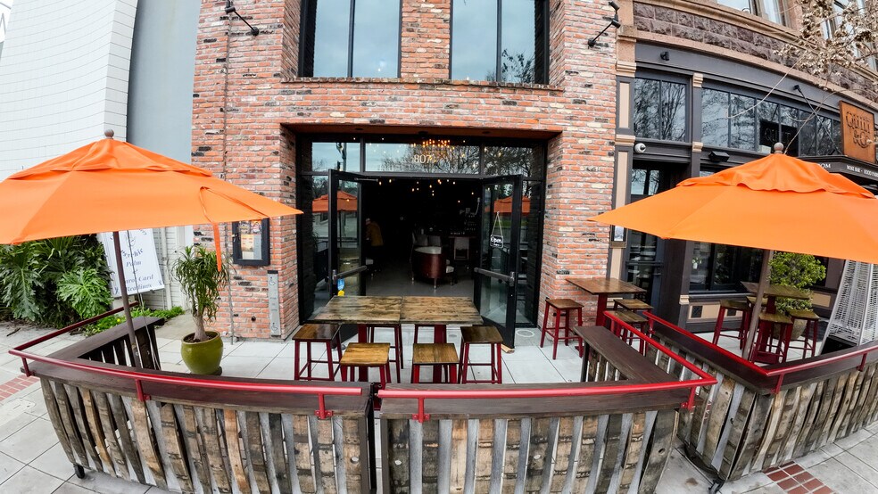 More Photos Of 807 Main St, Napa Restaurant For Sale