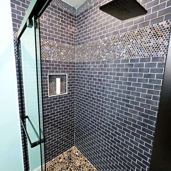 More Photos Of 1325 Broadway St, Rockport Apartments For Sale