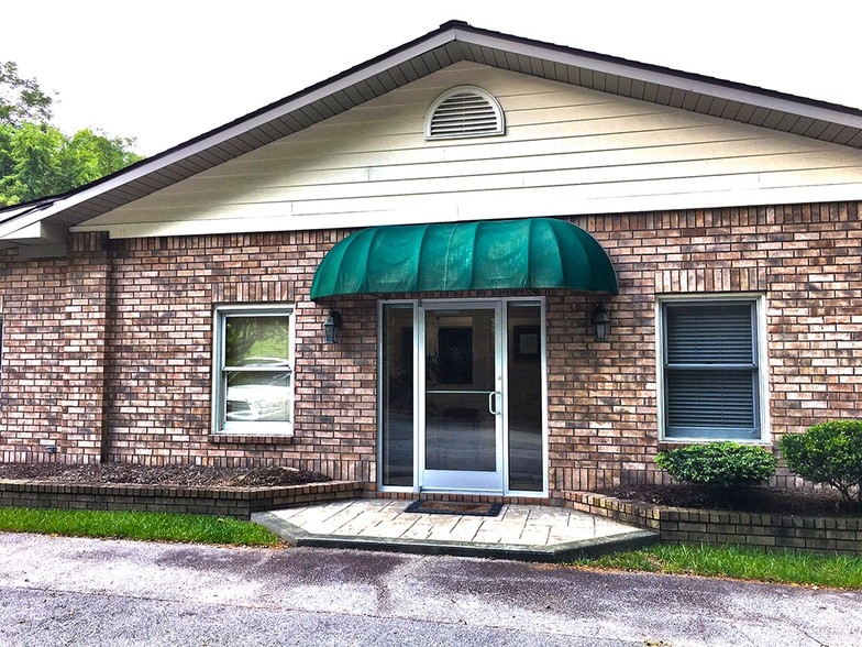 Primary Photo Of 732 Jonesborough St, Hendersonville Warehouse For Sale