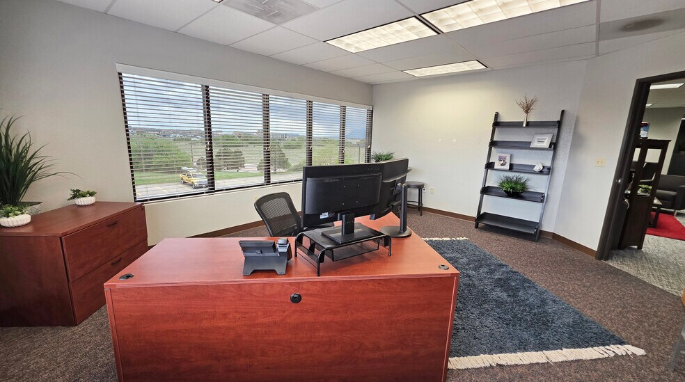 More Photos Of 12265 Oracle Blvd, Colorado Springs Coworking Space