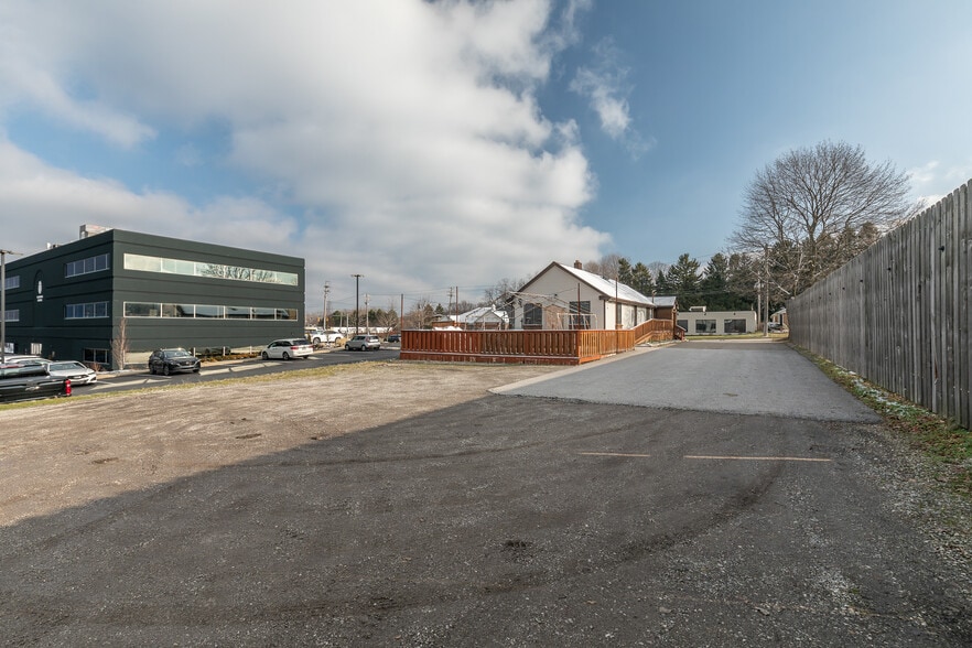 More Photos Of 7224 Center St, Mentor Restaurant For Sale