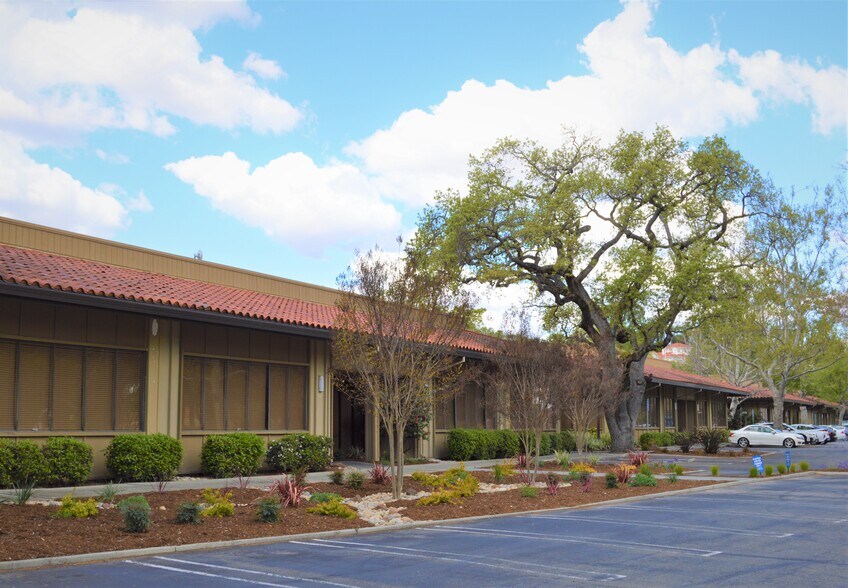 More Photos Of 983 University Ave, Los Gatos Unknown For Lease