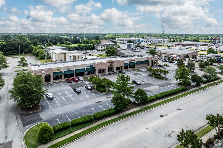 More Photos Of 7090 Malco Blvd, Southaven Storefront For Lease