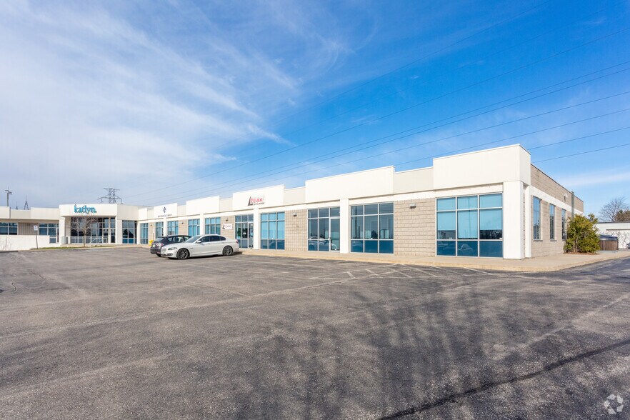 More Photos Of 410 Conestogo Rd, Waterloo Office For Lease