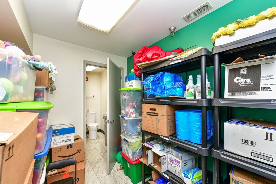 More Photos Of 1640 N Ritter Ave, Indianapolis Medical For Sale