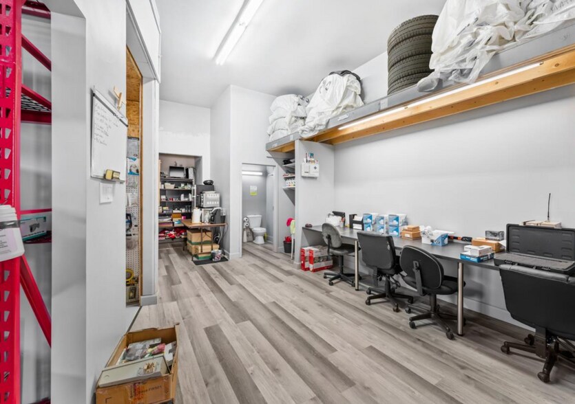 More Photos Of 34-36 Rue Saint-Jude S, Granby General Retail For Lease