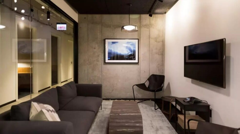 More Photos Of 171 N Aberdeen St, Chicago Apartments For Lease