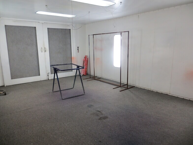 More Photos Of 3668 Calhoun Memorial Hwy, Greenville Warehouse For Sale