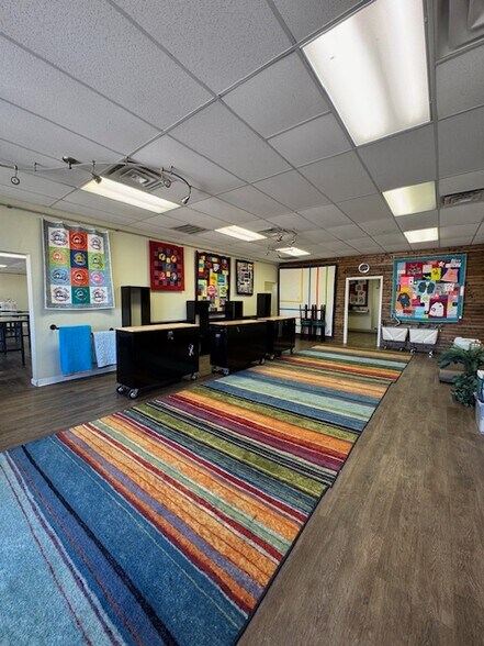 More Photos Of 16500-16726 N Pennsylvania Ave, Edmond Unknown For Lease