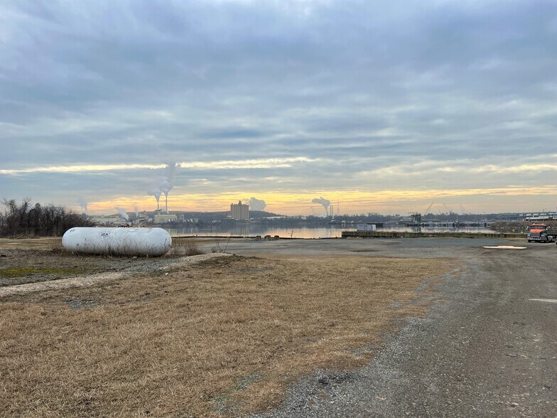 More Photos Of 5501 Pennington Ave, Baltimore Land For Sale