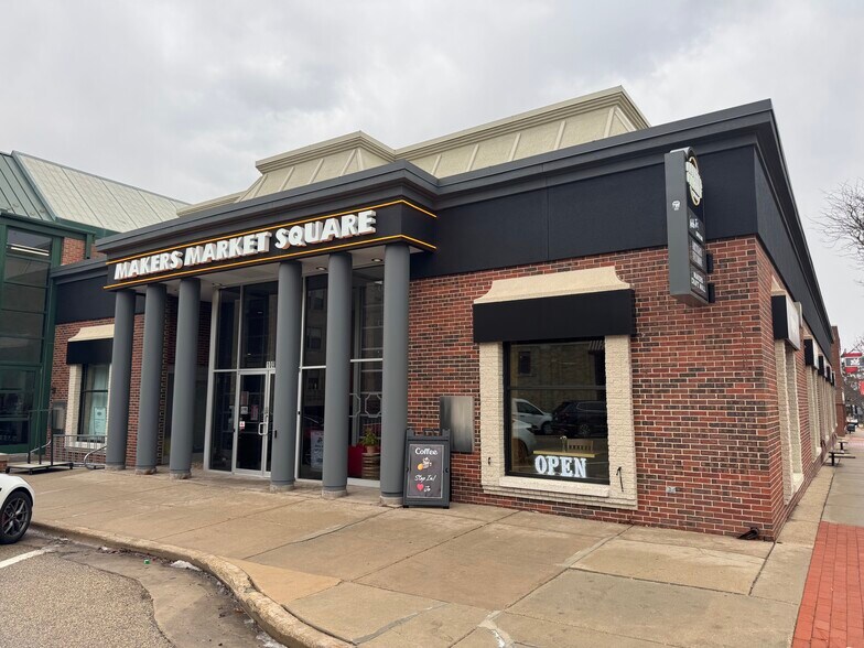 Primary Photo Of 100 S 1st St, Mount Horeb Office For Lease