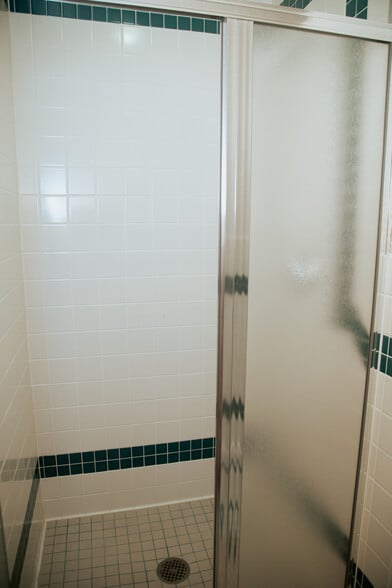 More Photos Of 2710 Delta Pl, Colorado Springs Office For Sale