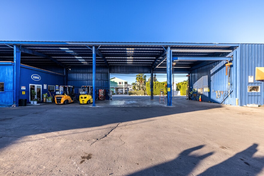 More Photos Of 90400 Overseas Hwy, Tavernier Marina For Sale