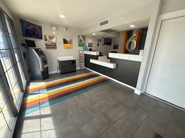 More Photos Of 3351 E Andy Devine Ave, Kingman Hotel For Sale