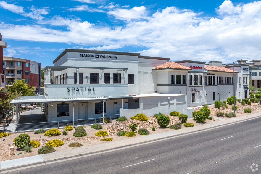 More Photos Of 15444 N Greenway-Hayden Loop, Scottsdale General Retail For Lease