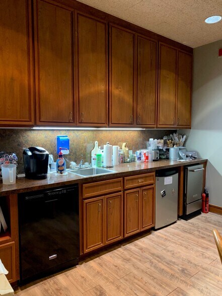 More Photos Of 801 S Fillmore St, Amarillo Office For Lease