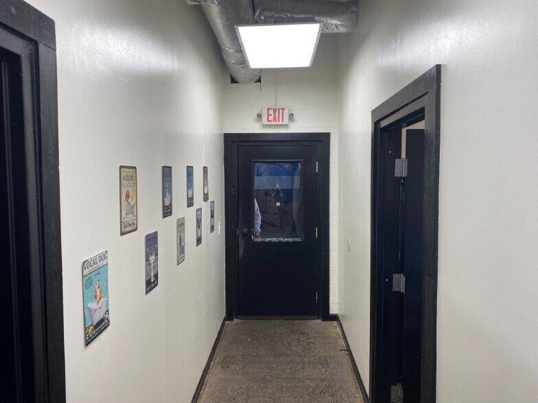 More Photos Of 485 N Mount Juliet Rd, Mount Juliet General Retail For Sale