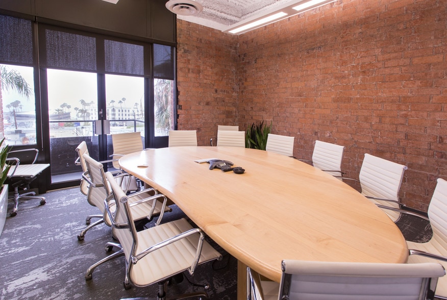 More Photos Of 7911 Herschel Ave, La Jolla Office For Lease