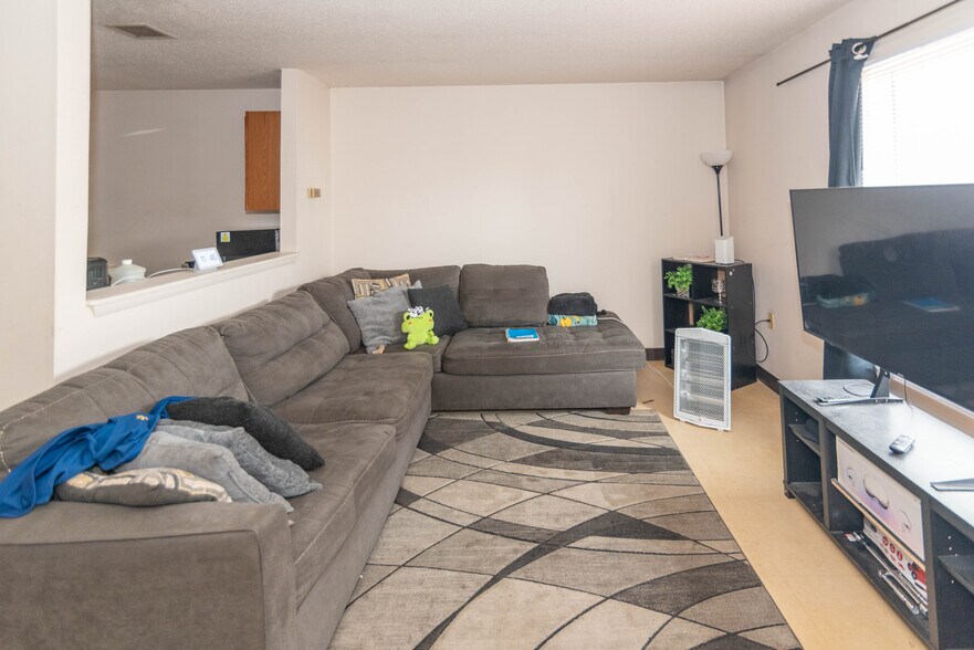 More Photos Of 303 Crusader Rd, Cambridge Multifamily For Sale