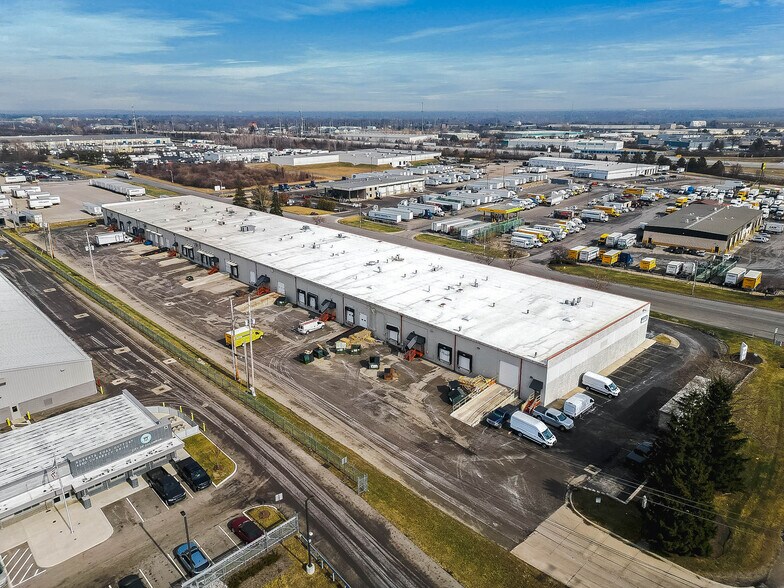 More Photos Of 2541-2559 Westbelt Dr, Columbus Distribution For Lease