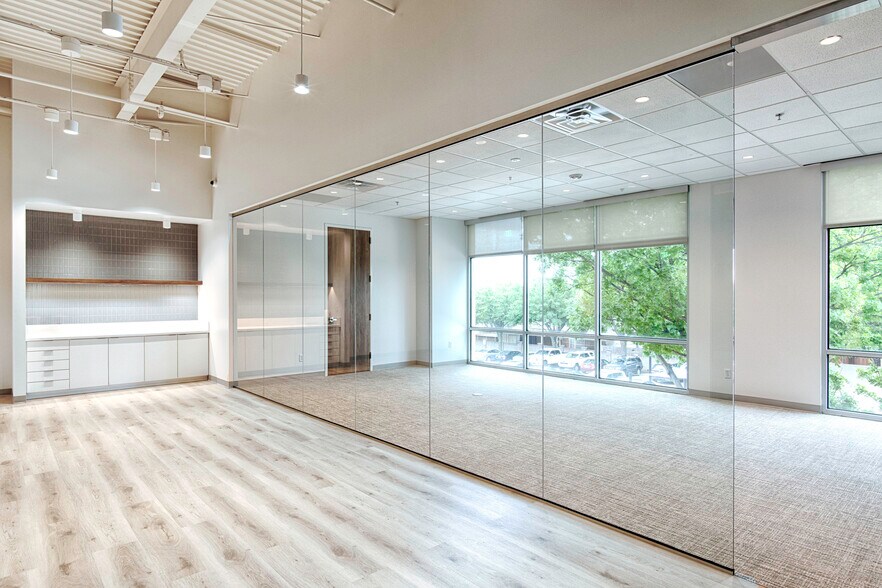 More Photos Of 1410 E Renner Rd, Richardson Office For Lease