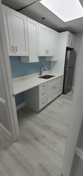 More Photos Of 16244 S Military Trl, Delray Beach Medical For Lease