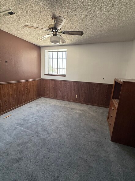 More Photos Of , Battle Mountain General Retail For Sale