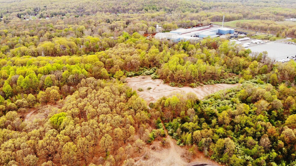 More Photos Of 100-150 Dodge Ave, North Haven Land For Sale