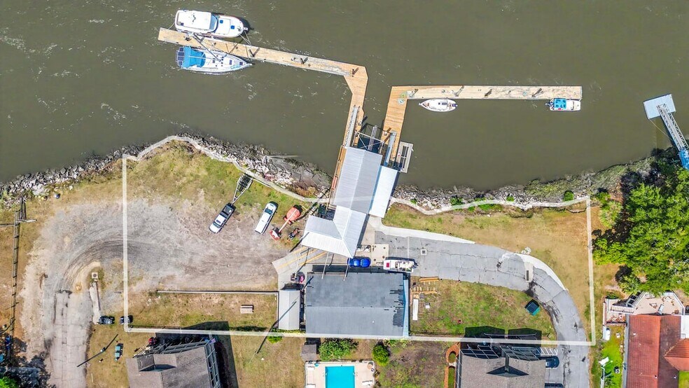 More Photos Of 171 Azalea Rd, Midway Marina For Sale