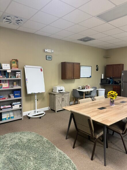 More Photos Of 8720-A Northpark Blvd, Charleston Office For Lease