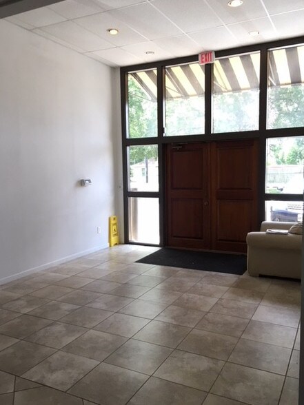 More Photos Of 7800 Amelia Rd, Houston Loft Creative Space For Lease