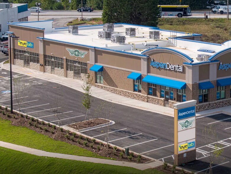 Primary Photo Of 1674 East West Connector Rd, Austell General Retail For Lease